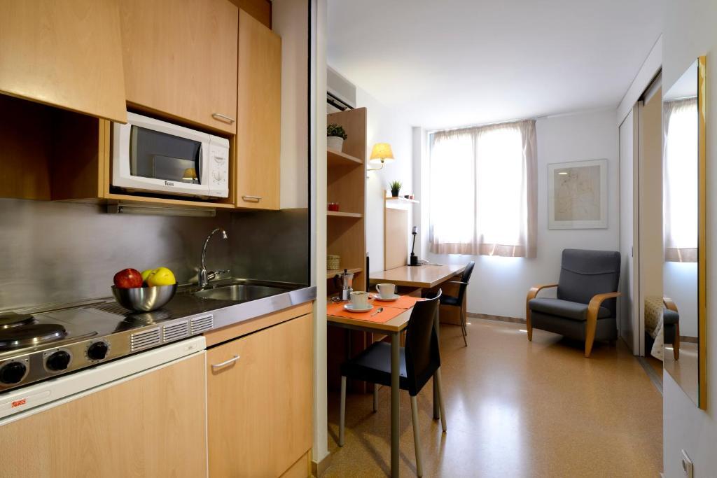 Residencia Universitaria Torre Girona Apartamento *